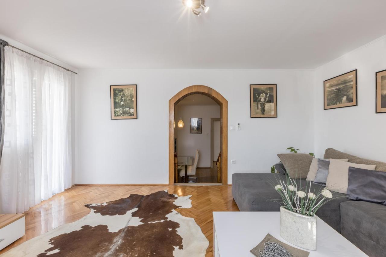 Boban Sunny Apartment Solin Exterior photo